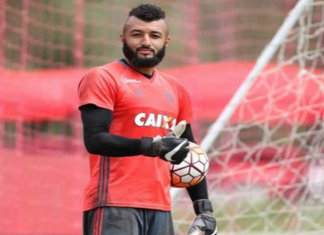 Atenção: Gigante carioca pode contratar Alex Muralha