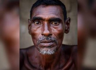 Com medo de envergonhar as filhas, esse homem sempre mentiu onde trabalhava, até agora