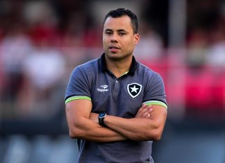 Mais um! Jair Ventura indica a contratação de botafoguense